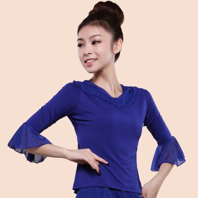 【服装女广场舞中老年练功服图片】服装女广场舞中老年练功服图片大全