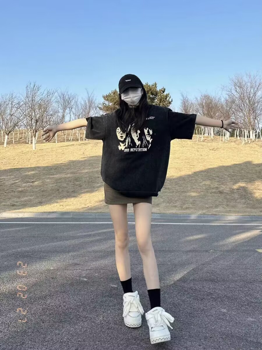 夏季酷女孩盐系穿搭小个子炸街美式复古高级感上衣裙子两件套装潮