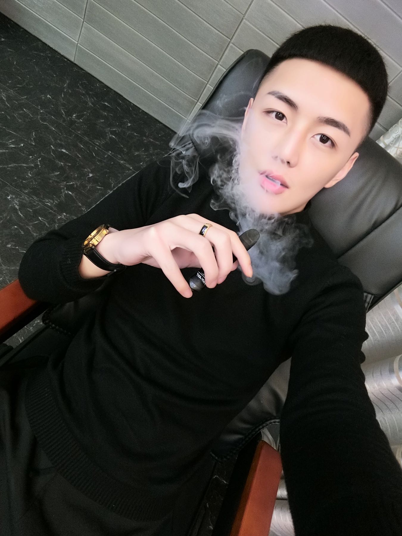 柏商旗舰店的优惠券大全—皇家男爵v快手抖音网红同款男冬季高领立领