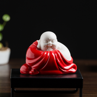 小哈哈中国红弥勒佛像陶瓷家居摆件书房客厅桌面装饰摆件车载