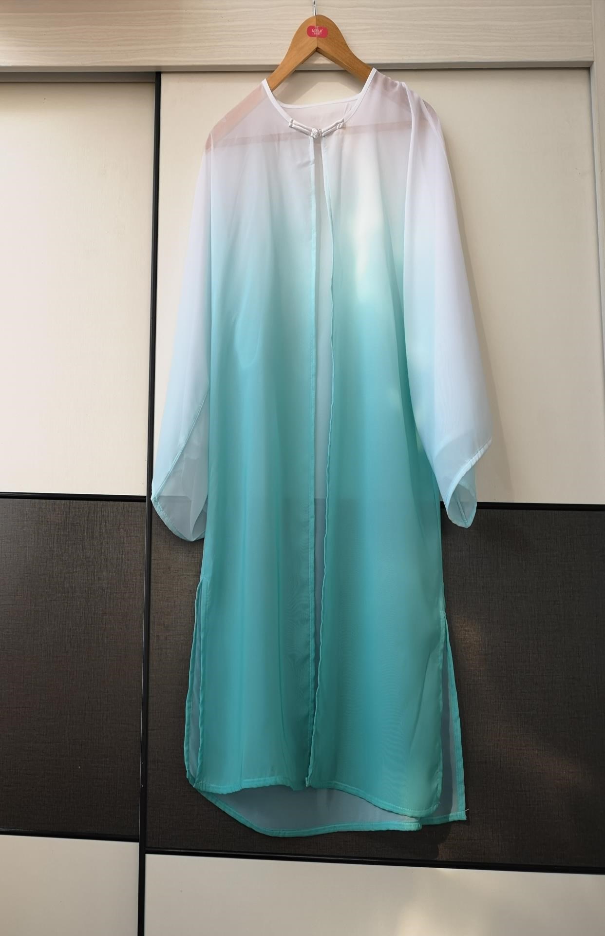 正品渐变过渡色太极服披纱男女款比赛演出单件披肩纱衣团体练功健