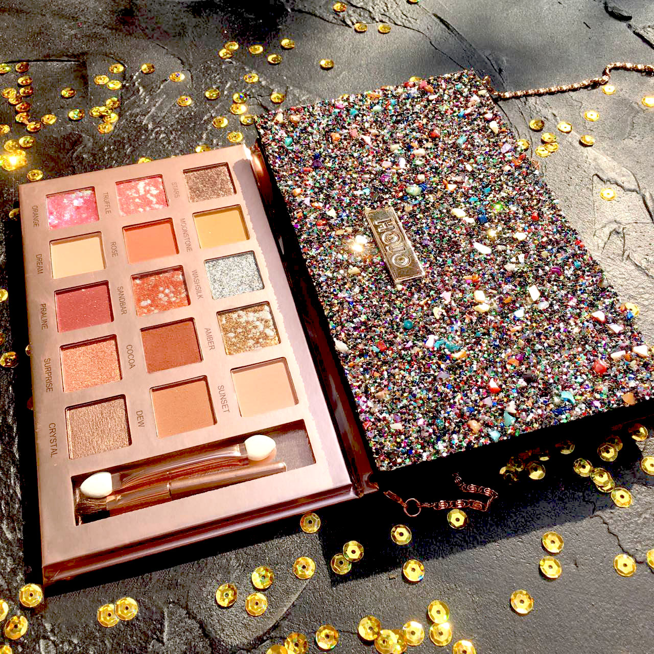 独角兽眼影盘ins超火平价学生山海系列大地色李佳琦桃之夭夭眼影