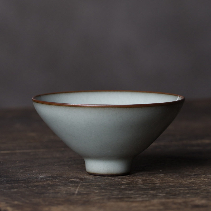 龙泉青瓷功夫茶具主人杯陶瓷手工品茗单杯斗笠杯王利军手作收藏