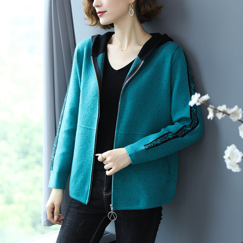 连帽开衫外套女春秋2021年新款拉链洋气大码女士外搭毛衣带帽子女