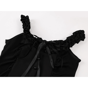 法式小众黑色吊带连衣裙女收腰显瘦设计感绑带荷叶边气质抹胸裙子