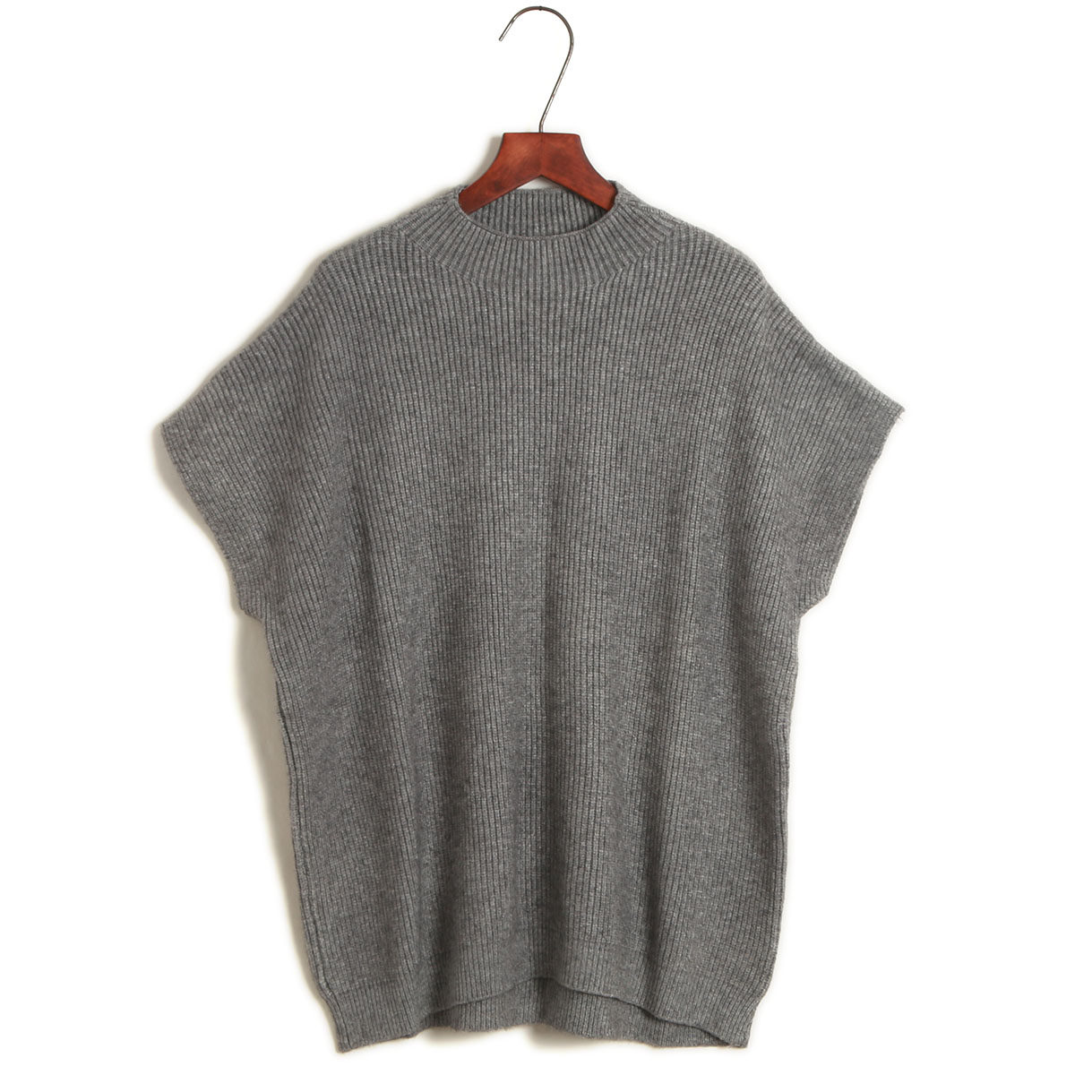 蝙蝠衫短袖毛衣