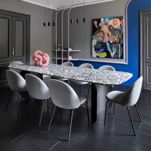 意式北欧轻奢水磨石餐桌椅组合现代简约家用小户型长方形岩板饭桌