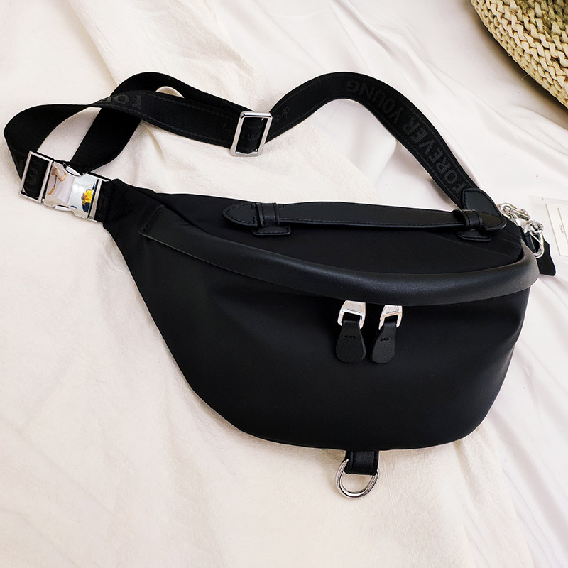香港包包女包2021新款潮户外休闲胸包女百搭时尚斜挎包女腰包ins