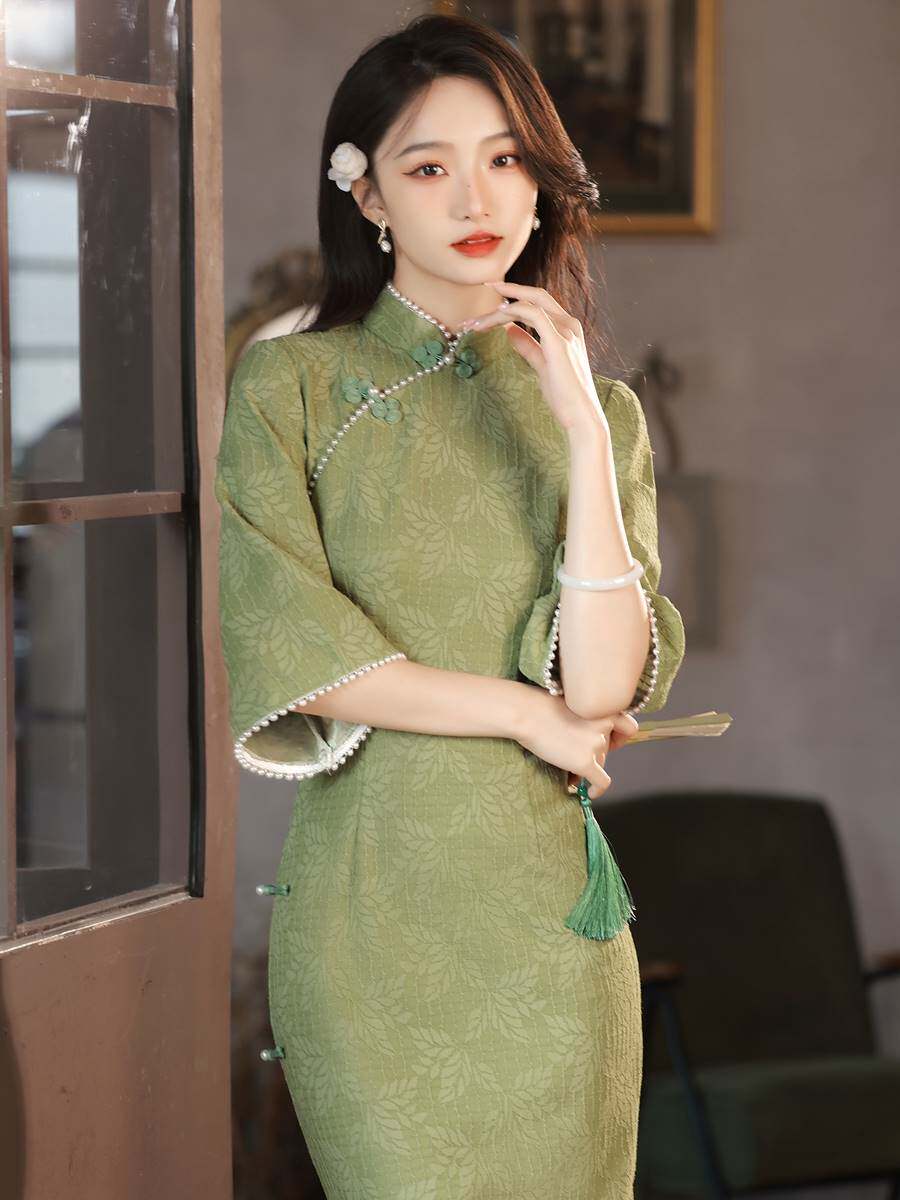 年轻款温婉系优雅淑女范蕾丝绣花旗袍2022年秋季新款日常装连衣裙