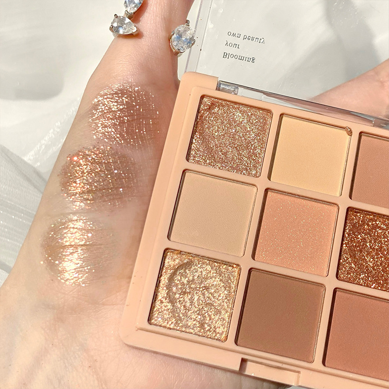 ROTO Eye shadow Nine color oats tea with milk Nude color Tea the republic of korea dasique For flat 06 squared paper for practicing calligraphy 03 femalein the Makeup/Perfume/Beauty tools , Eyeshadow category - from Buy2taobao.com to provide professional Taobao agent buy service