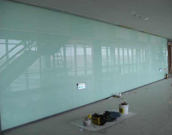免费设计专业定制各种颜色钢化烤漆背景墙玻璃白板深圳上门安装