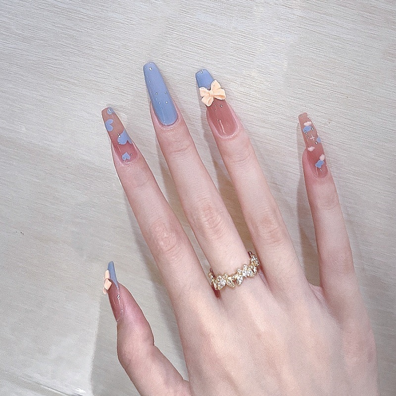 美甲成品高级感贴片辣妹可穿戴式欧美轻奢2021年新款法式边云朵s