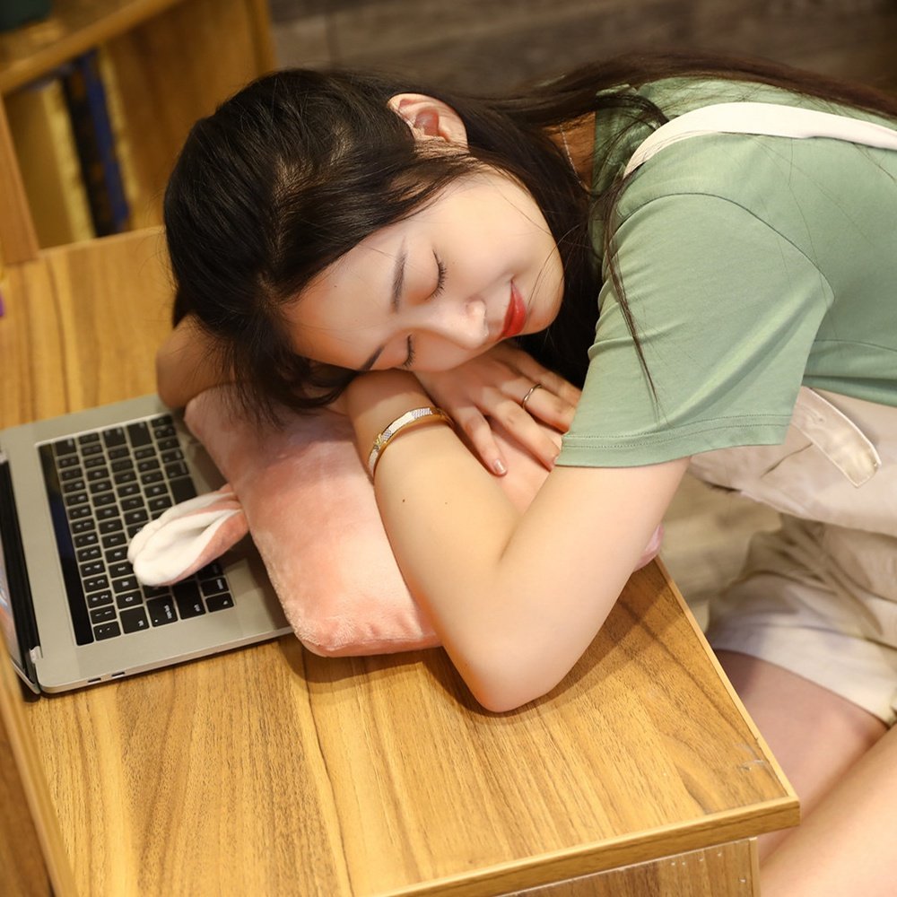 办小室抱睡小枕头趴着桌子睡觉神器儿童n午休枕公号学生午枕