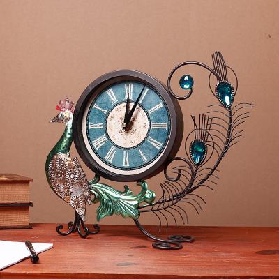 工艺时钟创意孔雀图片