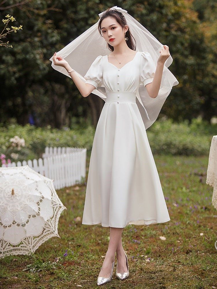 领证登记小白裙赫本个子轻纱小众夏法式缎面礼服轻婚纱订婚连衣裙