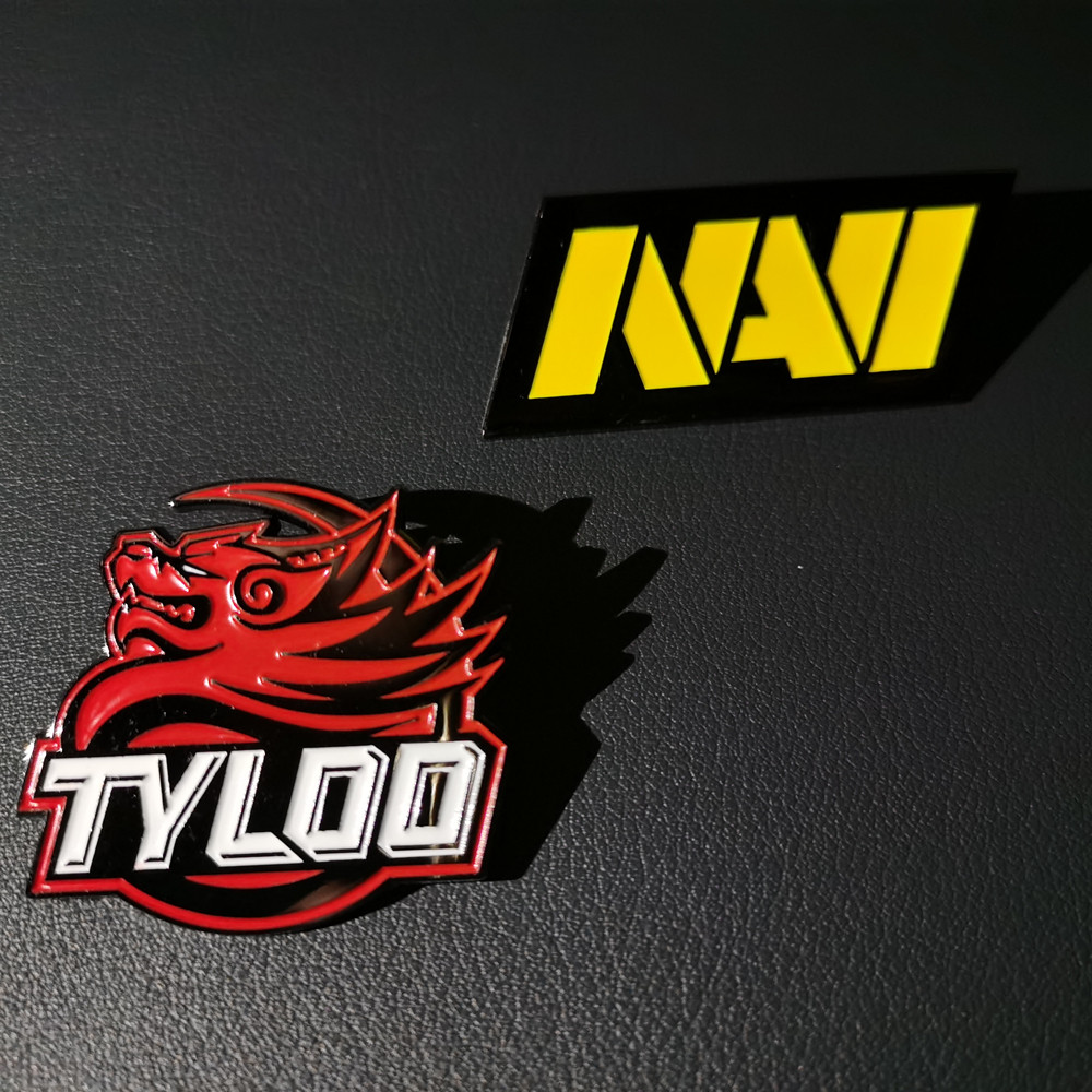 csgo游戏实物全金属电竞战队徽章tyloo天禄navi战队徽章胸针勋章