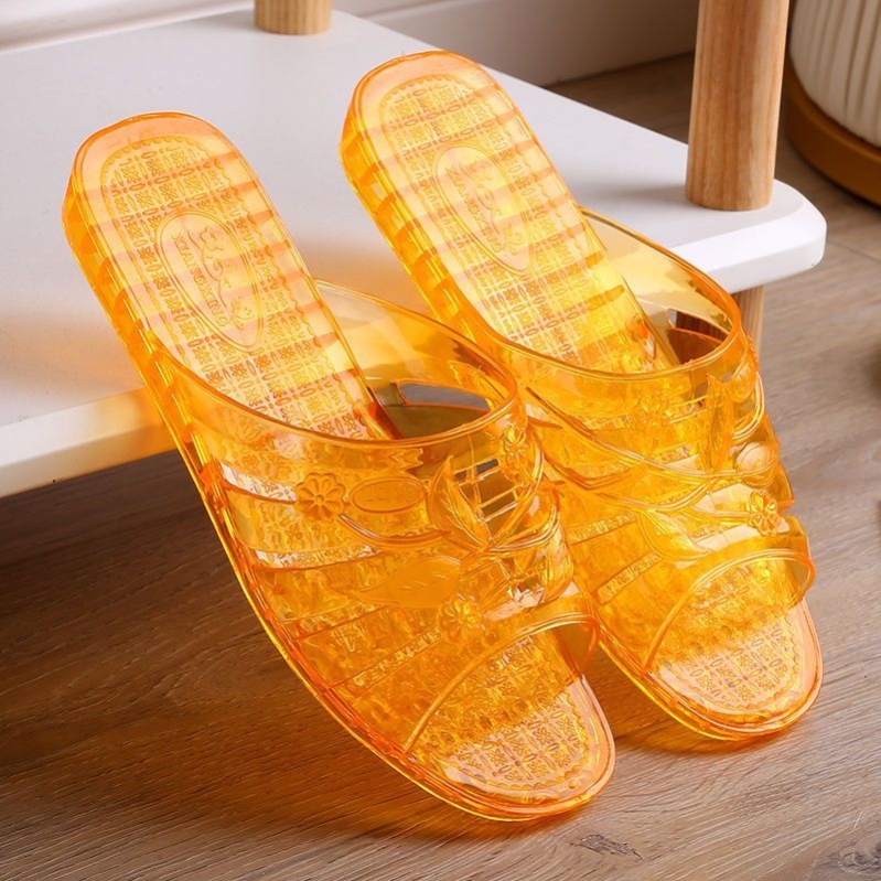 水晶拖鞋女透明夏季天坡跟塑料简约家居室内怀旧经典家用妈妈低跟