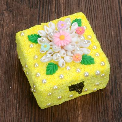 雪花泥珍珠泥粘土花瓶图片