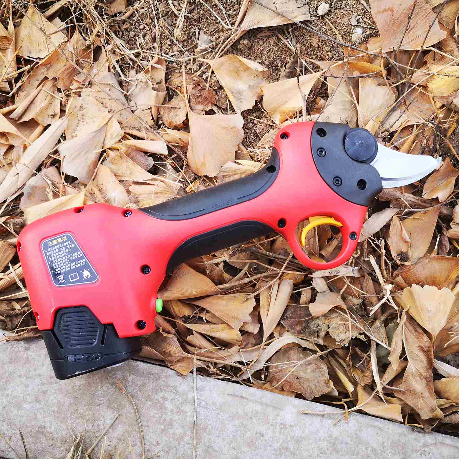 强立808电动修枝剪充电式电剪刀无线电动剪刀园艺剪刀省力实用