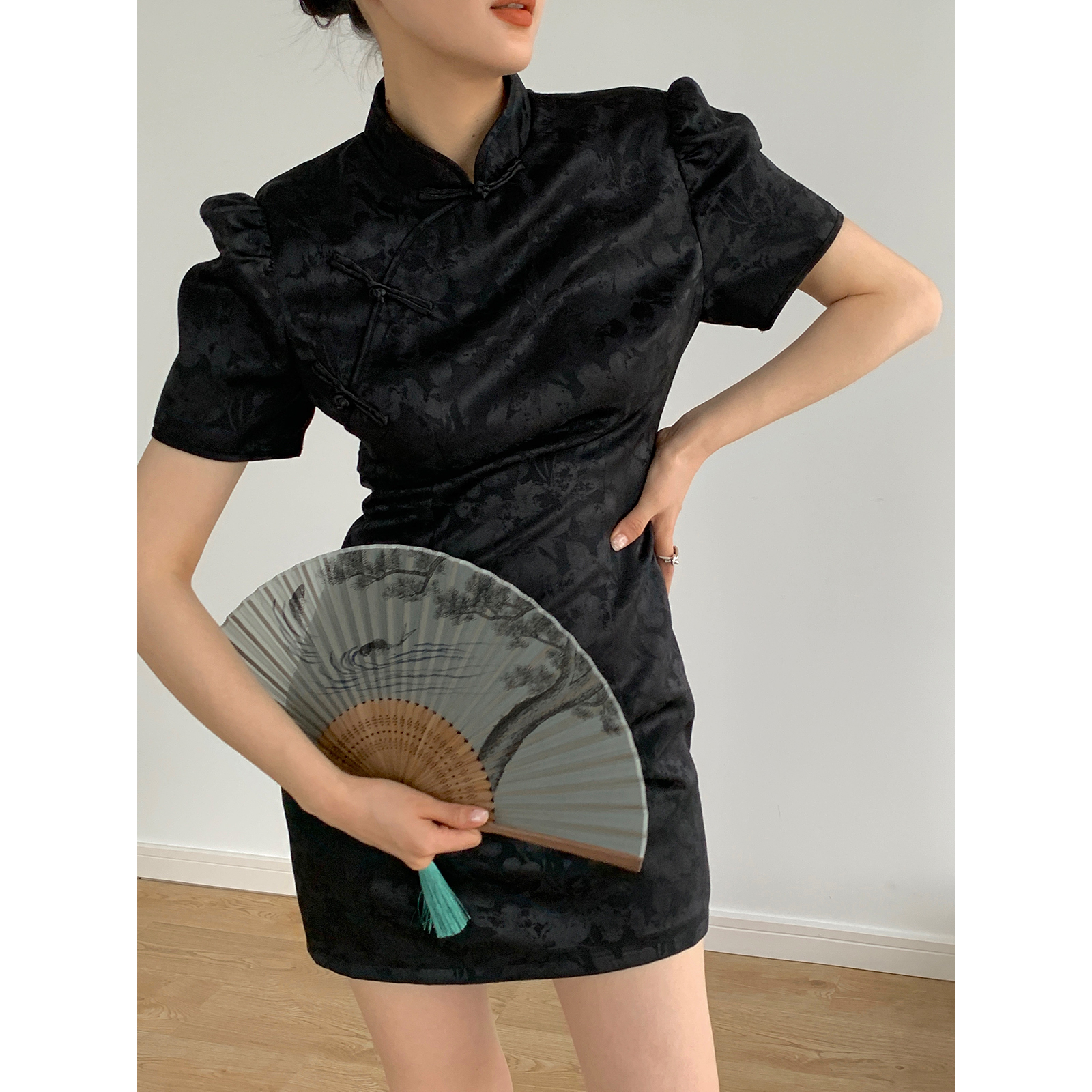 周淼zhoumiao新中式旗袍连衣裙女复古暗纹提花优雅气质收腰短裙