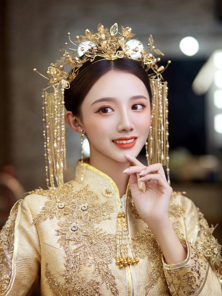 中式新娘头饰新款金色配饰品气质流苏花朵影楼跟妆造型秀禾服发饰