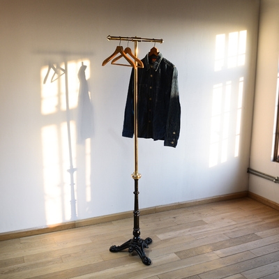 欧式复古落地衣架图片