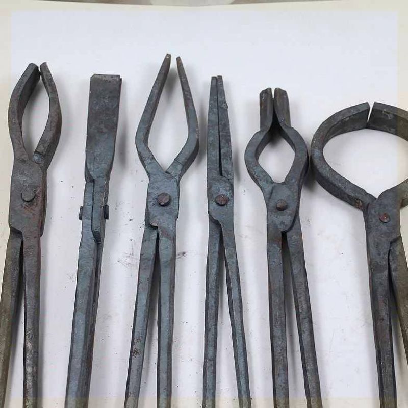 工具锻打坩埚铝锭钳打铁夹钳火钳铁匠钳焊接钳子锻造物钳锻打