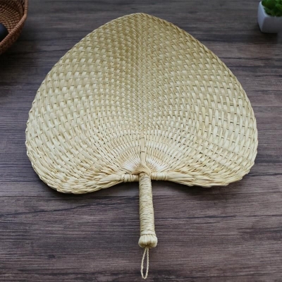 家用扇子棕叶图片