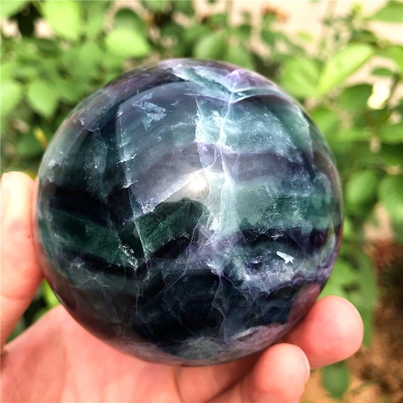 纯天然绿水晶球蓝绿七彩萤石球风水球原石转运球镇宅招财家居摆件