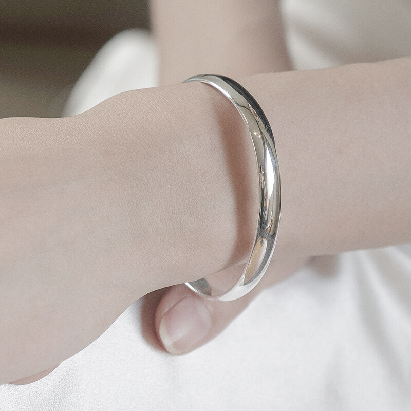 正品9999纯银手镯女夏贵妃足银镯子实心光面款时尚简约年轻款女生