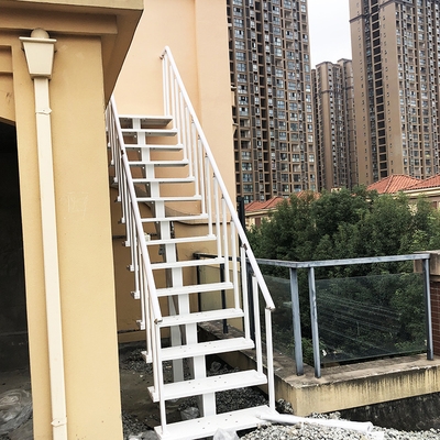 成都户外防锈防滑楼梯室外旋转楼梯阁楼楼梯楼p梯整体楼梯消防楼.
