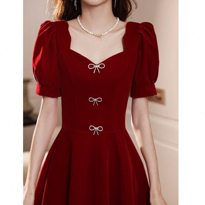 敬酒服新娘2021新款冬季订婚礼服回门冬天连衣裙结婚女小个子法式