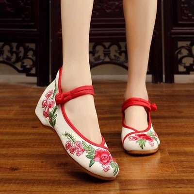 广场舞鞋子跳舞鞋女布鞋绣花图片