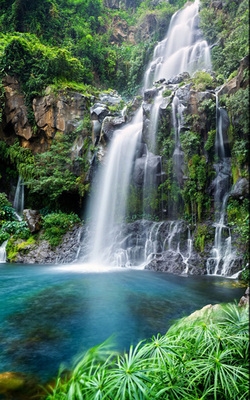 壁纸3d世外桃源立水生q财瀑布墙纸壁画流水背景过道玄关高山流体