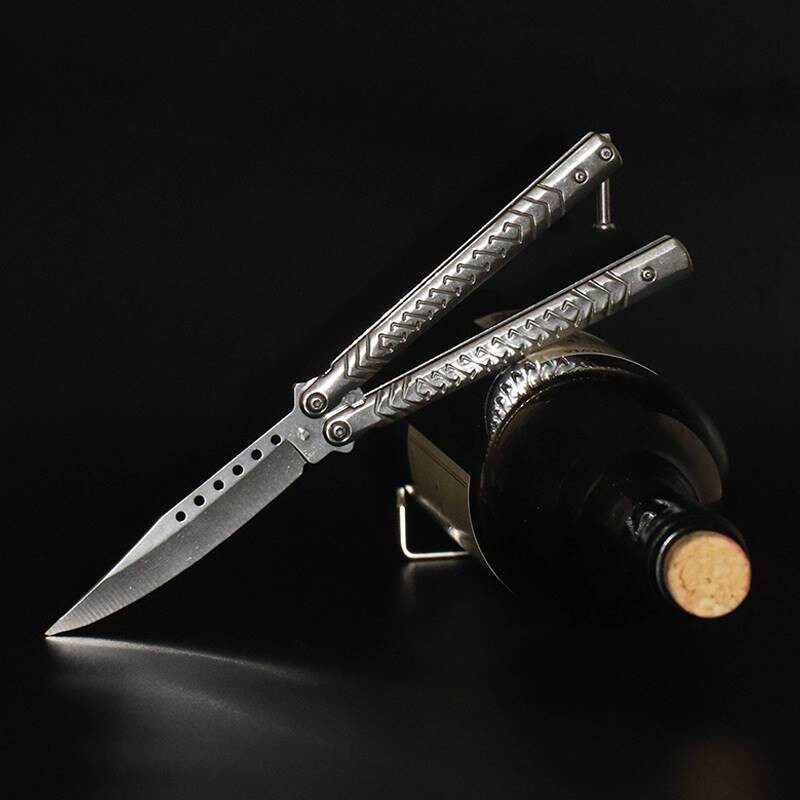 蝴蝶折叠刀全钢csgo新手初学者多功能专业练习训练甩手刀未开刃