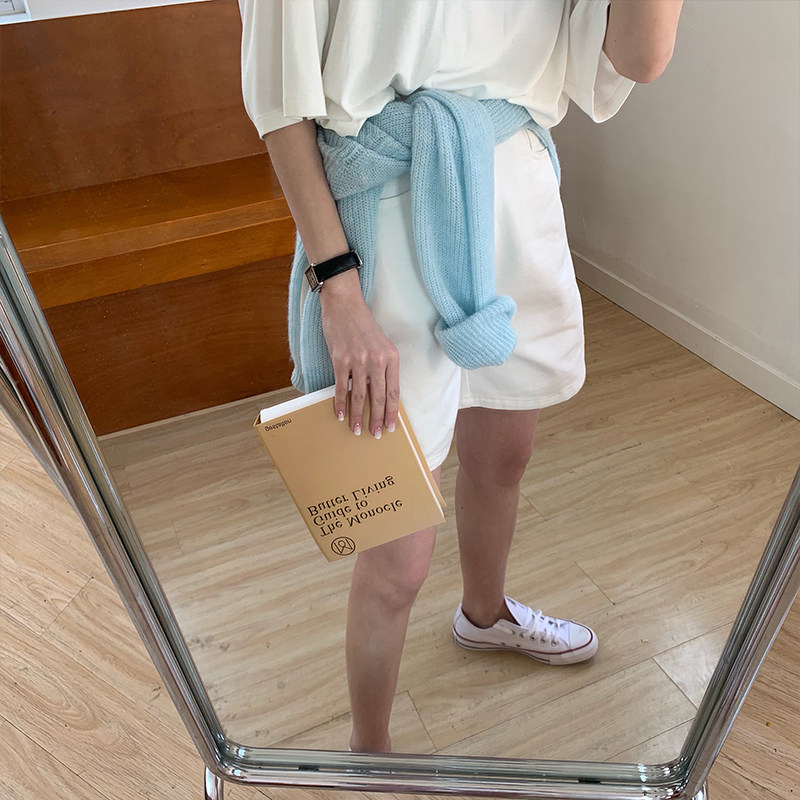 maronnie盛太雪糕定制 做一个长腿女团妹 白色牛仔短