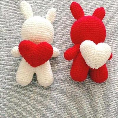 钩织钩针编织毛线缝制玩偶礼x物diy手工玩具材料包简单小兔子公