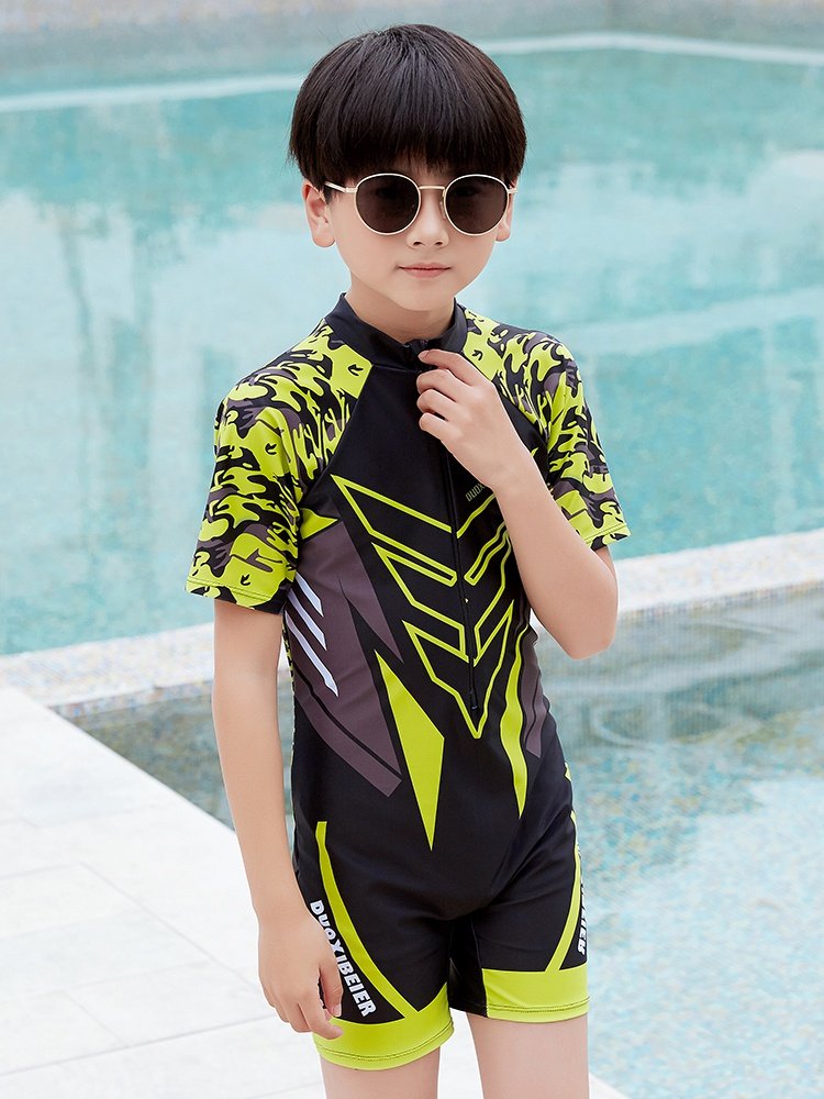 儿童泳衣男童连体帅气中大童速干卡通男孩套装游泳装备抗氯泳装