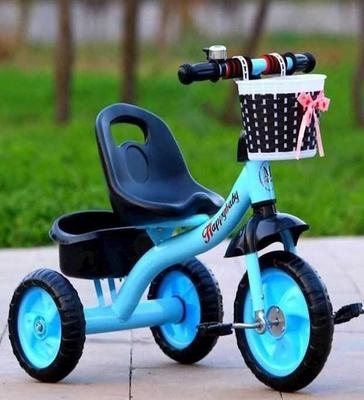 儿童的三岁三轮车图片