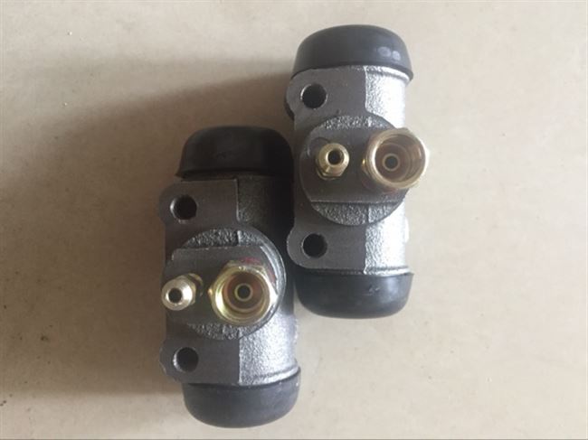 铲车130制动小装载机配件刹车总泵分泵铲车配件刹泵刹车泵