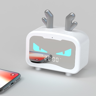 创意智能无线蓝牙音箱带闹钟迷你小音响新款便携式电脑低音炮音箱
