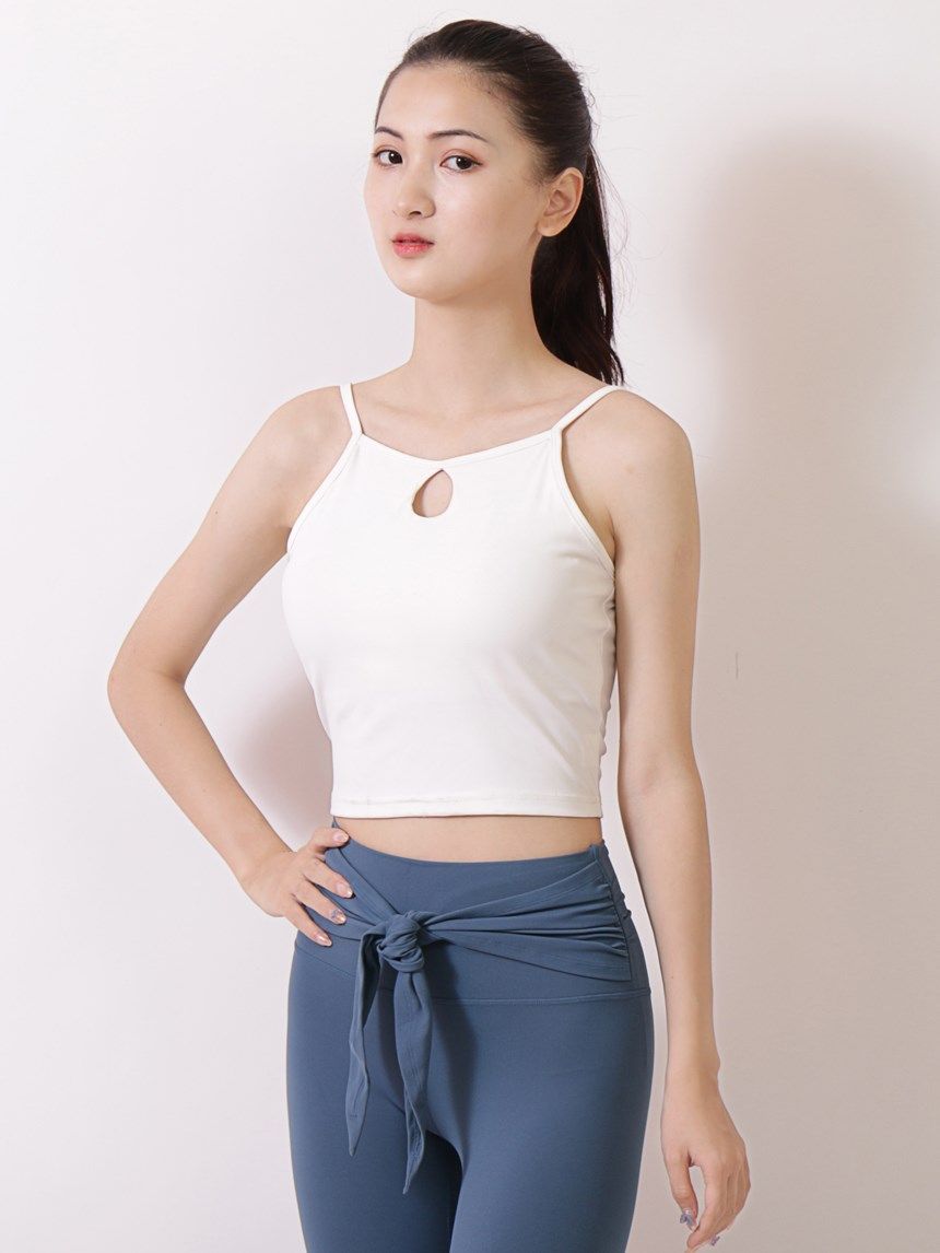 短款白色瑜伽上衣女背心带胸垫外穿气质仙气瑜伽服吊带收副乳夏天