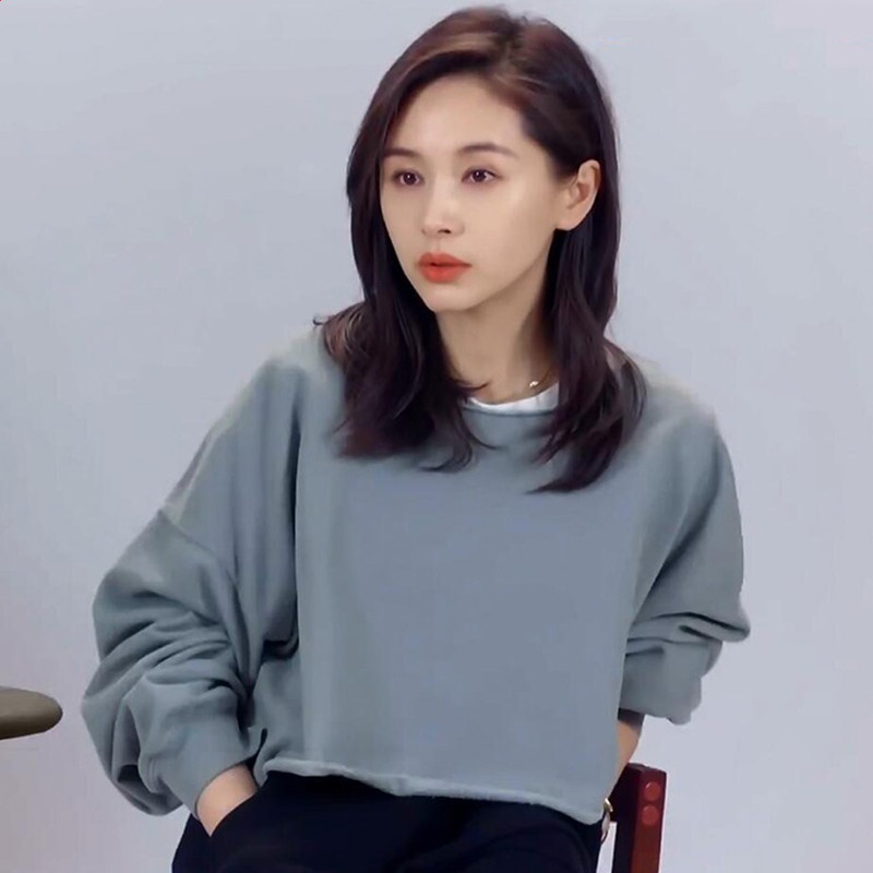 王子文同款衣服_2021春怦然再心动王子文衣服同款灰色圆领卫衣宽松