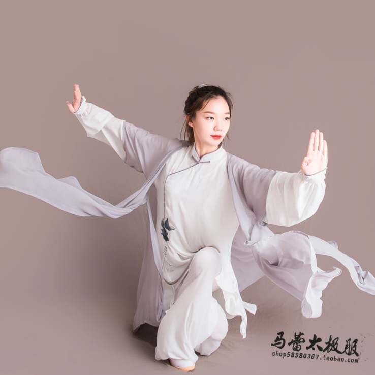 马蕾新款太极服武术太极服女春蕾表演服女武术气功表演服太极刺绣