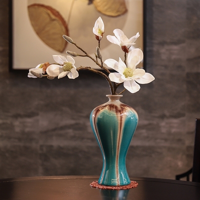 玉兰花瓶