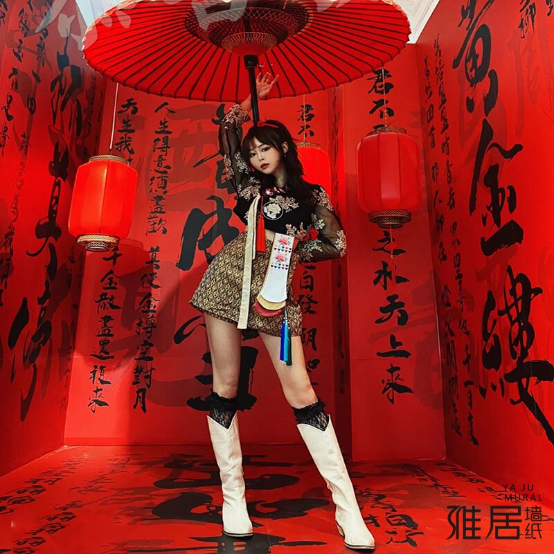 新品创意文字国潮风拍照打卡壁纸中式火锅剧本杀故宫红墙纸网红自