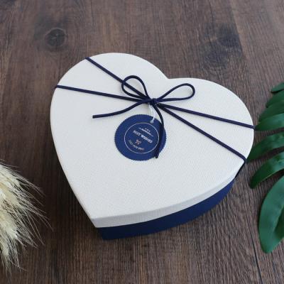 创意心形零食文艺礼物包装超大生日新h款盒小少女心正方形礼盒小