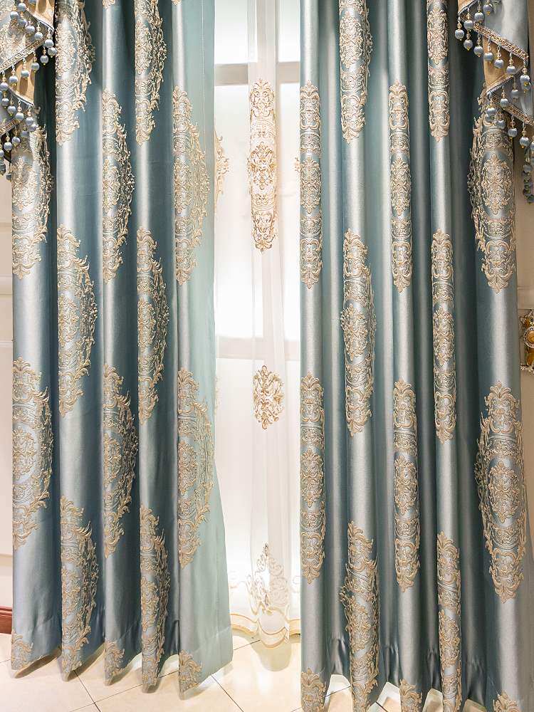 欧式窗帘卧室宫廷豪华别墅客厅奢华大气高档法式浮雕绣花2020新款