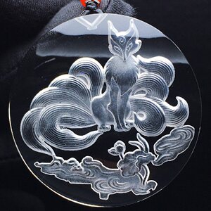 淘宝天然白水晶内雕千年九尾狐仙狐狸吊坠原石毛衣链项链挂坠大师精雕