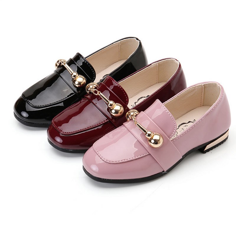 漆皮亮面小皮鞋女图片